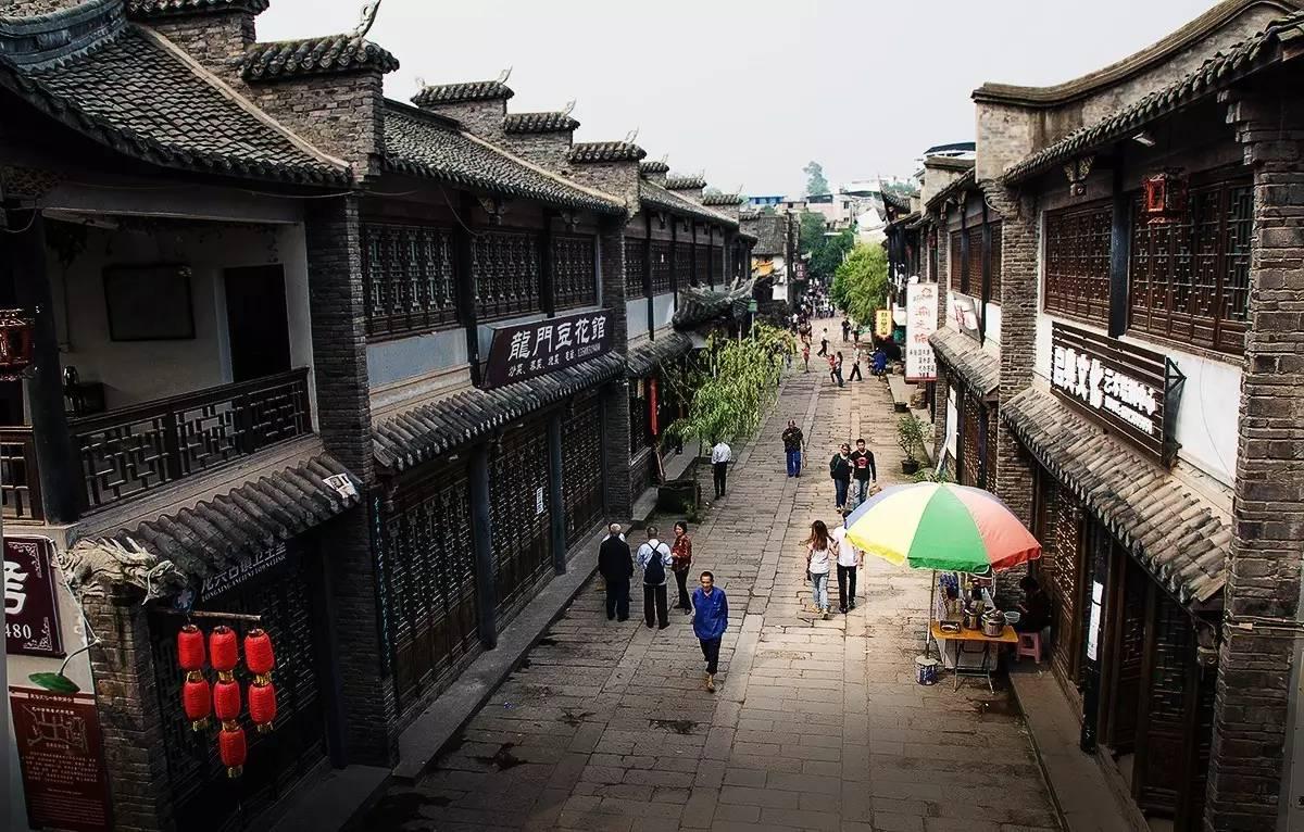 人各有志!18岁国青中锋从清华退学:提前加入CBA 绰号小易建联